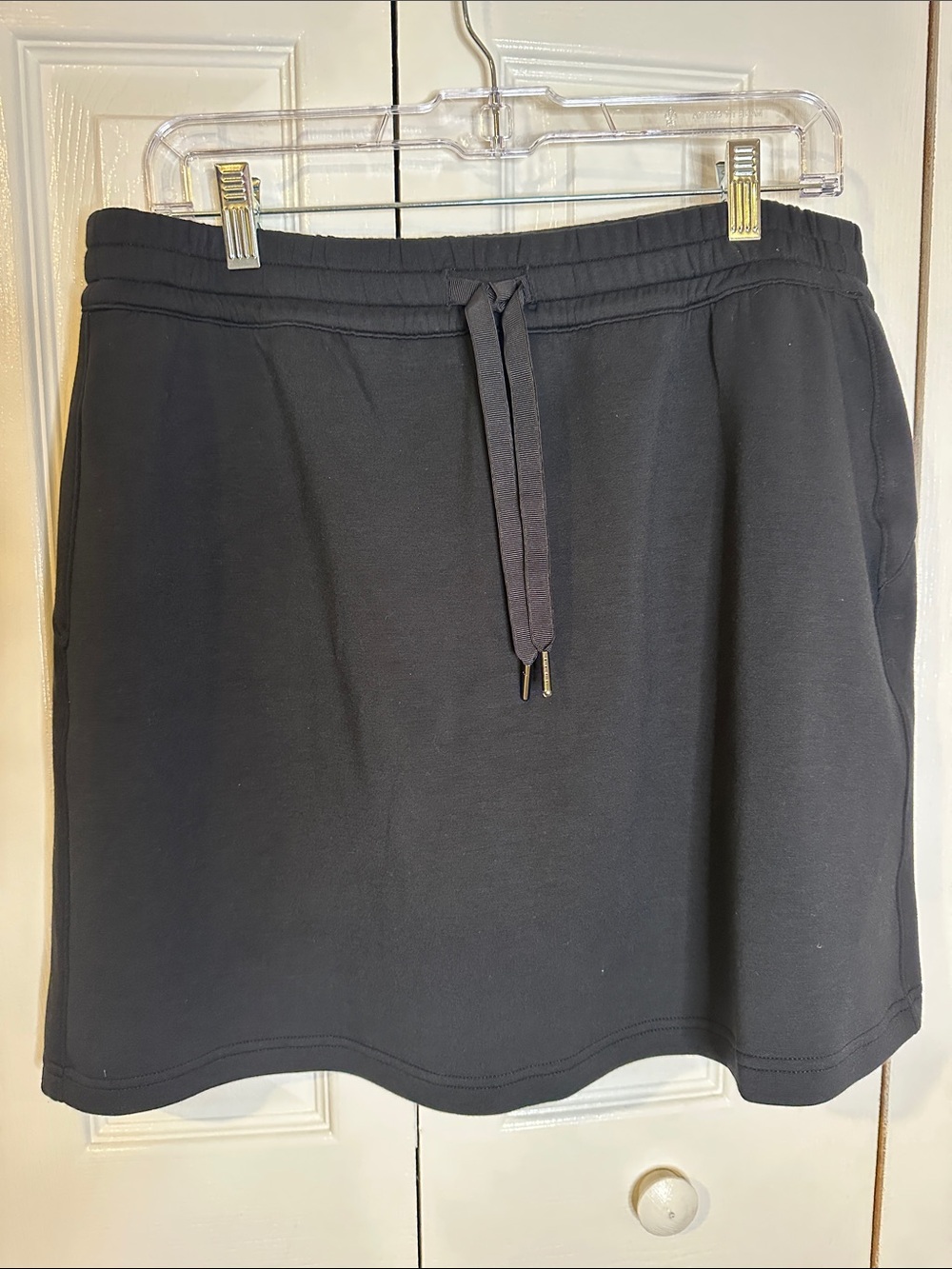 SPANX Black Drawstring Casual Skort